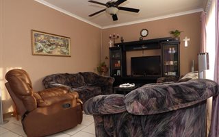 1.8 ha Farm in Benoni AH