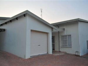 2 Bed Simplex in Wingate Park