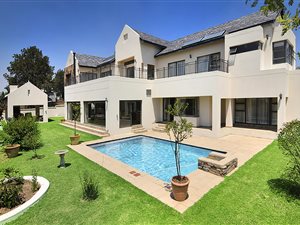 4 Bed House in Waterfall Country Estate