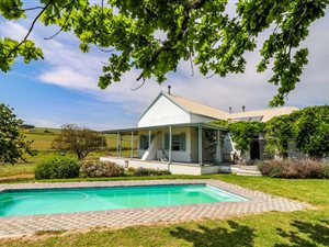 70 ha Farm in Malmesbury