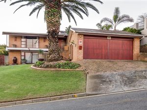 4 Bed House in Hoheizen
