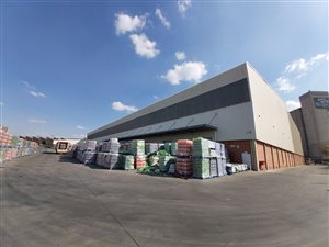 11250 m² Industrial space in Isando