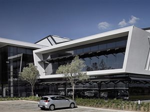 7000 m² Industrial space in Waterfall Estate