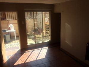 1 Bed Garden Cottage in Booysens