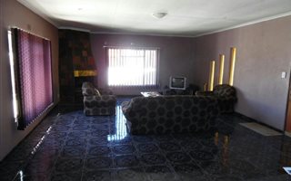 4 Bedroom House in Geluksdal