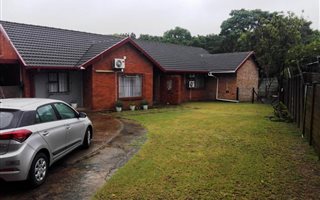 4 Bedroom House in Veld En Vlei