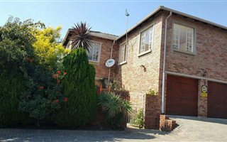 4 Bedroom Duplex in Kyalami Heights