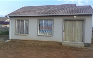 3 Bedroom House in Klarinet