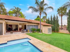 4 Bedroom House in Woodmead