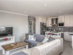 2 Bed Townhouse in Lorraine