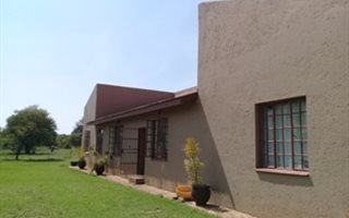 3 Bedroom House in Kameeldrift