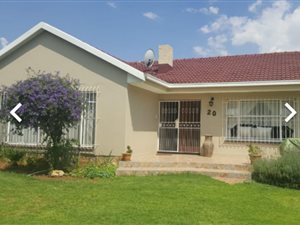 3 Bedroom House in Noordheuwel