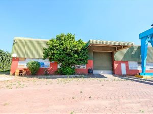 1525 m² Industrial space in Gateway Industrial Park