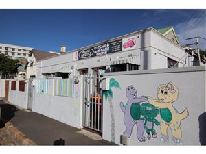6 Bed House in Wynberg