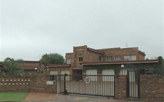 3 Bedroom Townhouse in Kibler Park