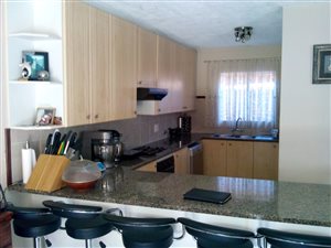 2 Bed Duplex in Monavoni