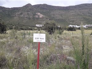 1491 m² Land available in Clarens
