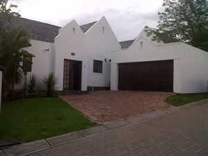 2 Bed Townhouse in Kyalami