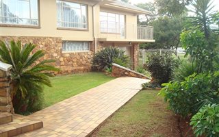 5 Bedroom House in Florida Hills