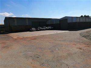 1400 m² Industrial space in Bredell AH