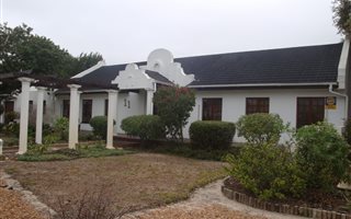 4 Bedroom House in Amandelrug