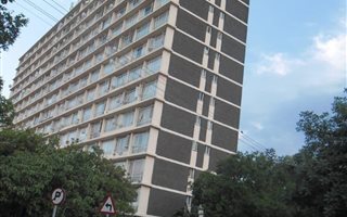 2 Bedroom Flat in Weavind Park