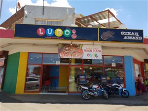 150 m² Commercial space in Lenasia