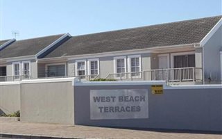2 Bedroom Apartment in West Beach