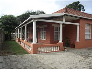 3 Bed House in Park Rynie
