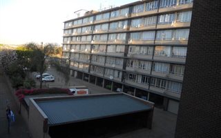 2 Bedroom Apartment in Eloffsdal