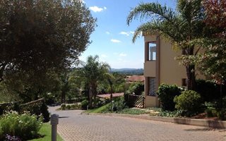2 Bedroom Apartment in Waterkloof Heights