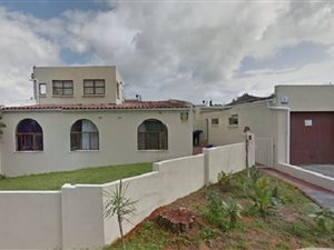 9 Bed House in Ruwari