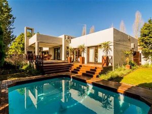 3 Bed House in Cedar Lakes