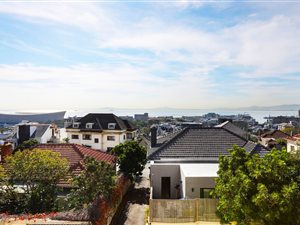 3 Bed Townhouse in Green Point