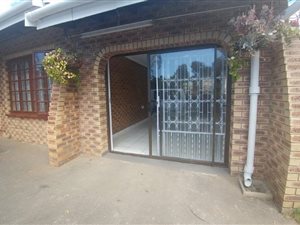 1 Bed House in Shallcross