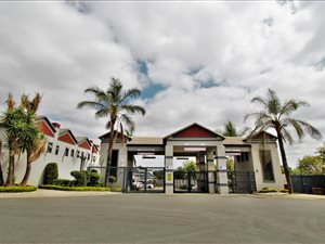 2 Bed Apartment in Honeydew Ridge