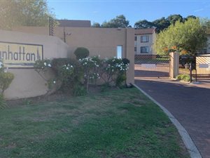 2 Bed Townhouse in Mondeor