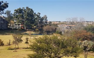 1 Bedroom Apartment in Jackal Creek Golf Estate