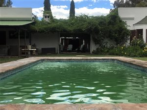4 Bed House in Nieu Bethesda