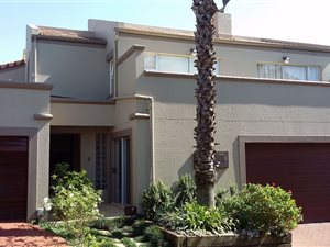 5 Bed House in Kelland
