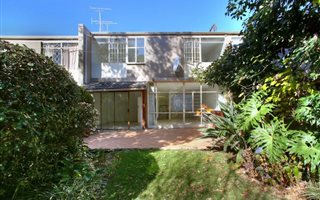 3 Bedroom Apartment in Fairmount