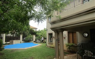 3 Bedroom Cluster in Bushwillow Park Estate