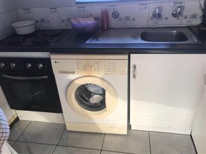 3 Bed Apartment in Winchester Hills