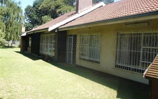 4 Bedroom House in Pollak Park