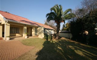 4 Bedroom House in Isandovale
