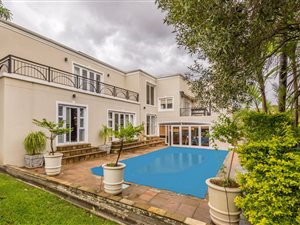 6 Bed House in Karindal