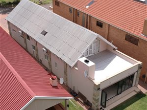 6 Bed House in Lochvaal