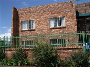 2 Bed Apartment in Wierda Park