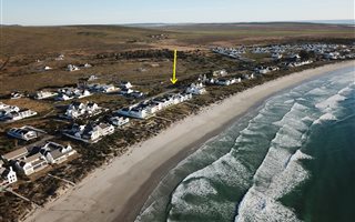 536 m² Land available in Golden Mile