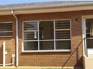 1 Bed Apartment in Noordheuwel